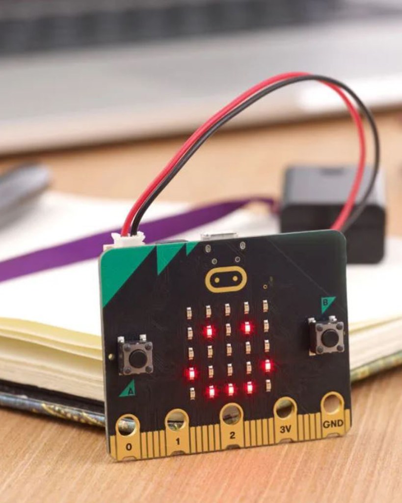 What is a micro:bit? : Help & Support