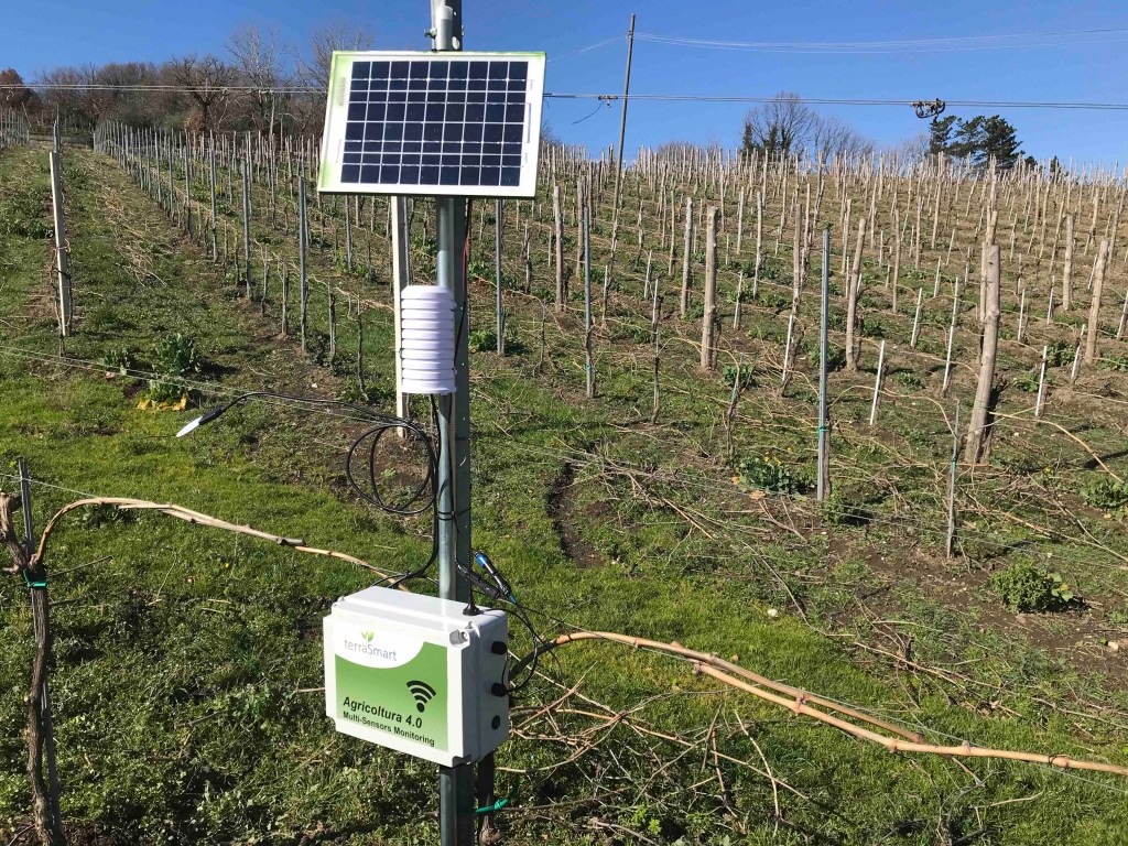 A terraSmart sensor powered by Arduino